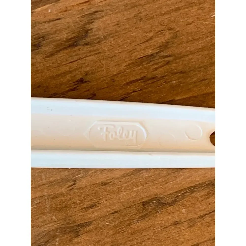 Foley white off preowned